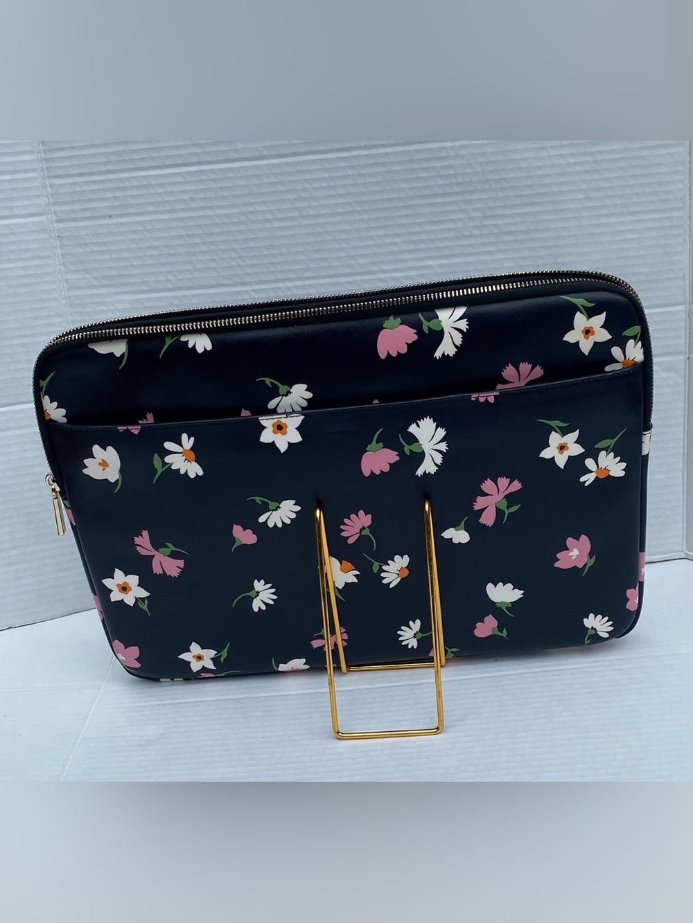 kate spade Laptop Cover 15" Kate Spade Original 🌸🪷✨ - Picture 11 of 15